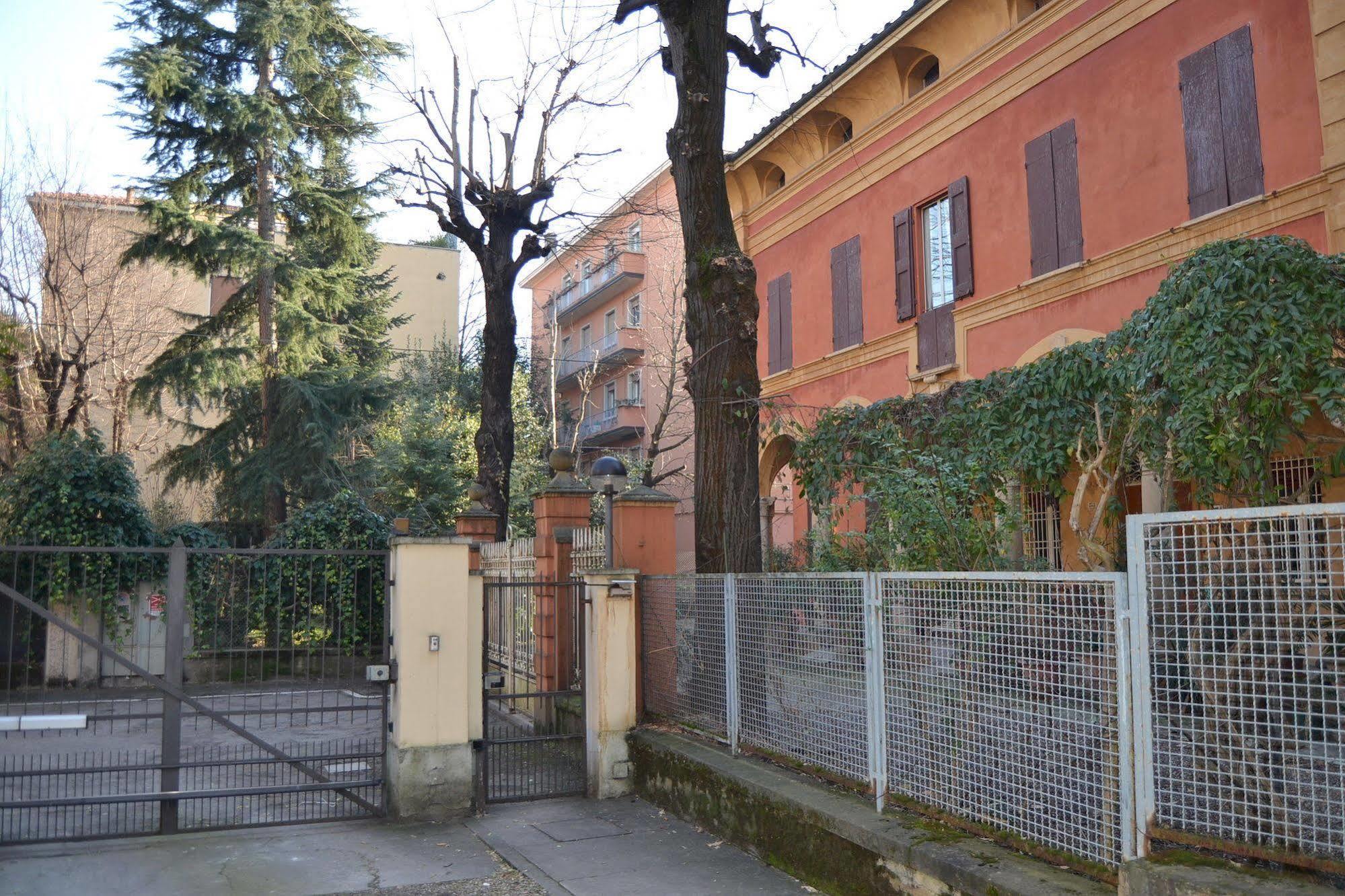 Central Avenue B&B Bologna Exterior foto