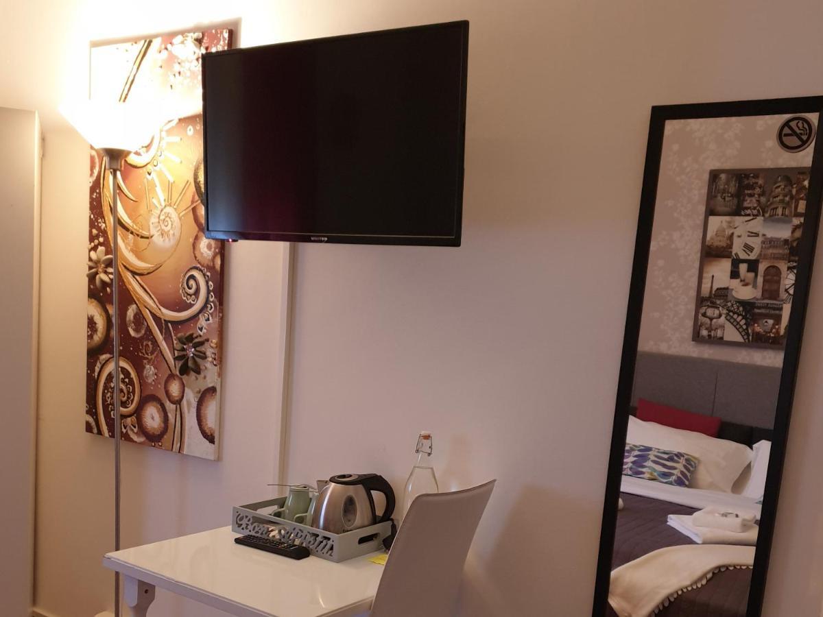 Central Avenue B&B Bologna Exterior foto